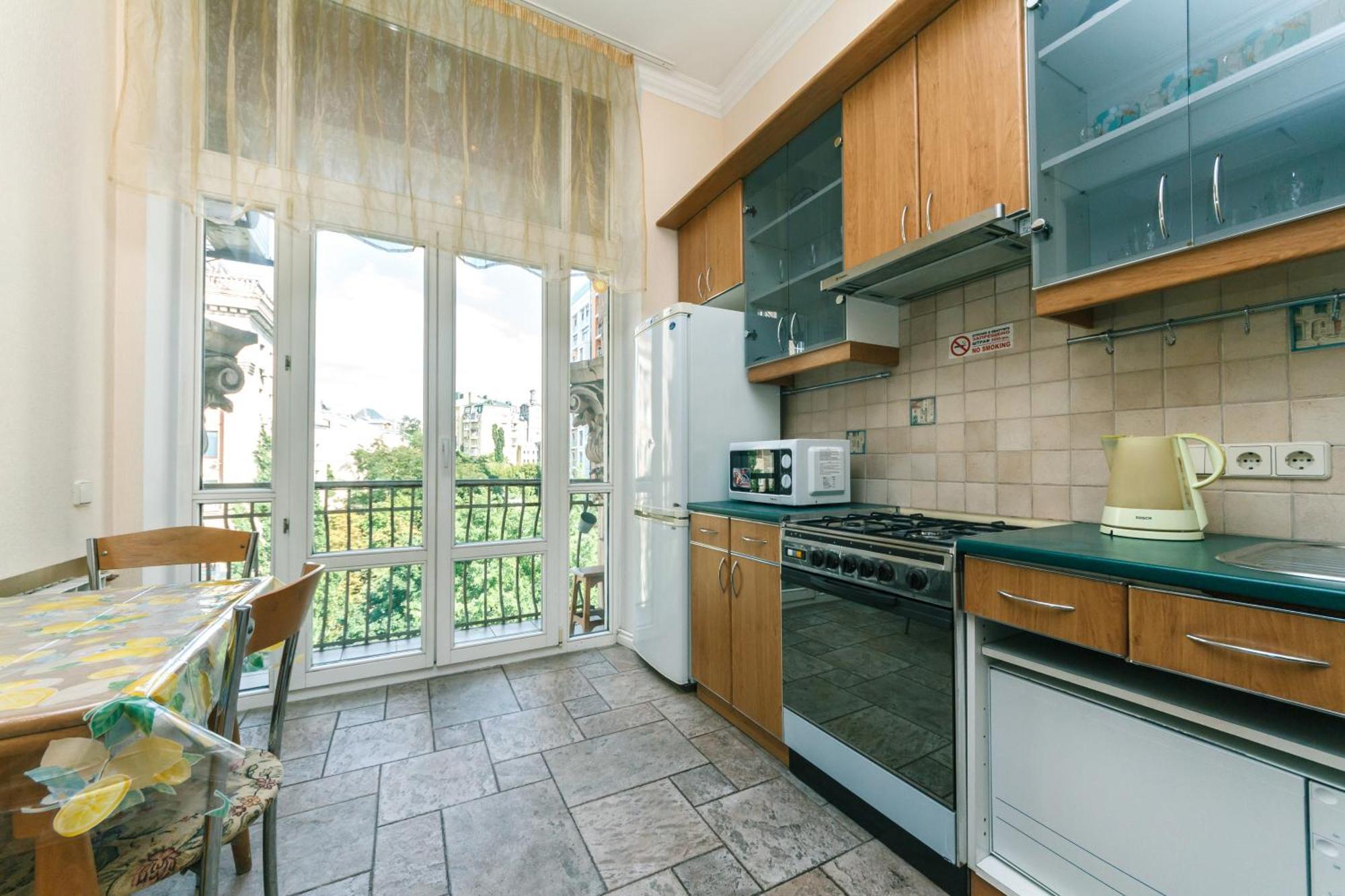 Apartments Rentals Ukraine On Kreshchatik كييف الغرفة الصورة
