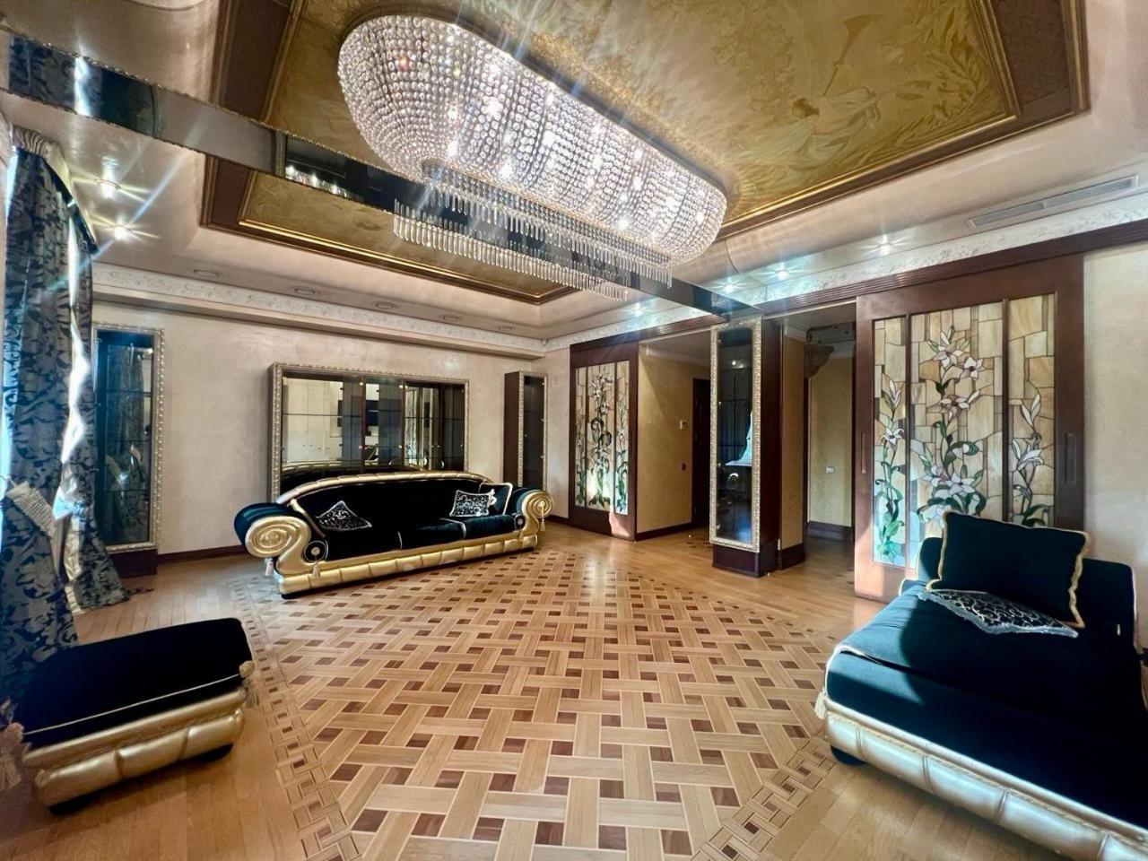 Apartments Rentals Ukraine On Kreshchatik كييف المظهر الخارجي الصورة